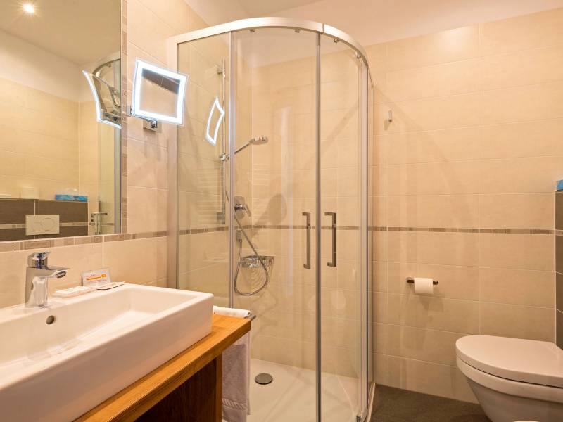 shower Hotel Dolomiten Toblach