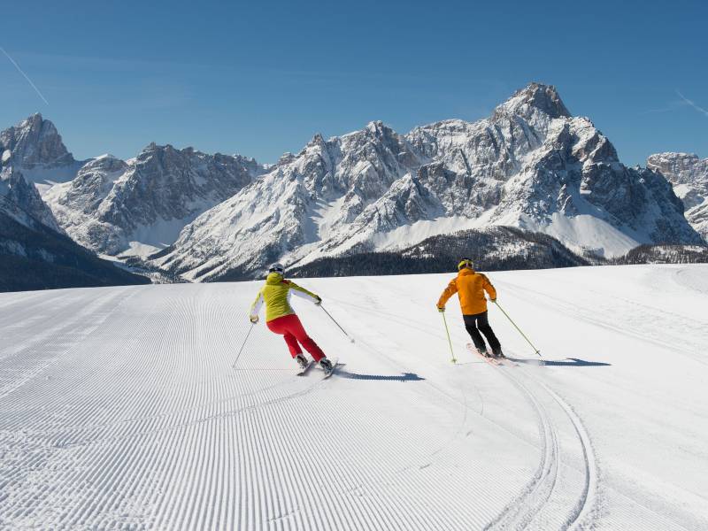 skiing Hotel Dolomiten Toblach